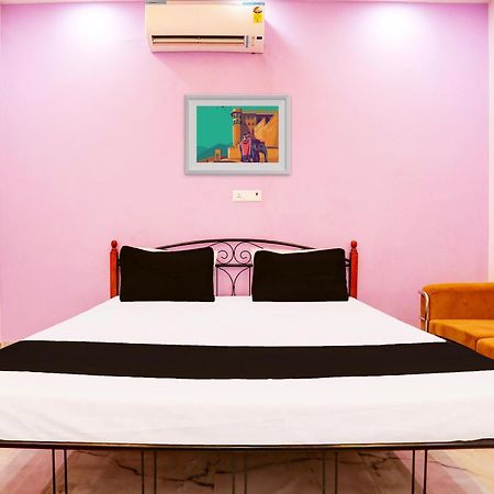 Hotel O Rajendra Palace Канпур Екстериор снимка